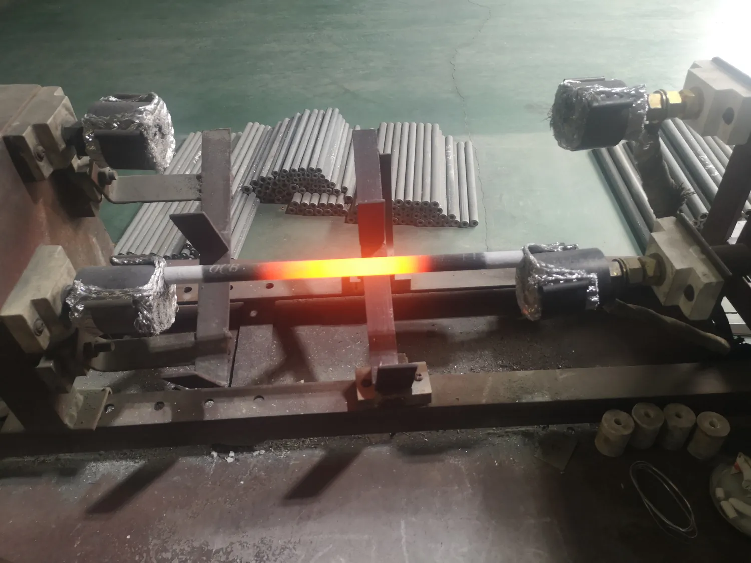 Silicon carbide heating element shown during a controlled hot test